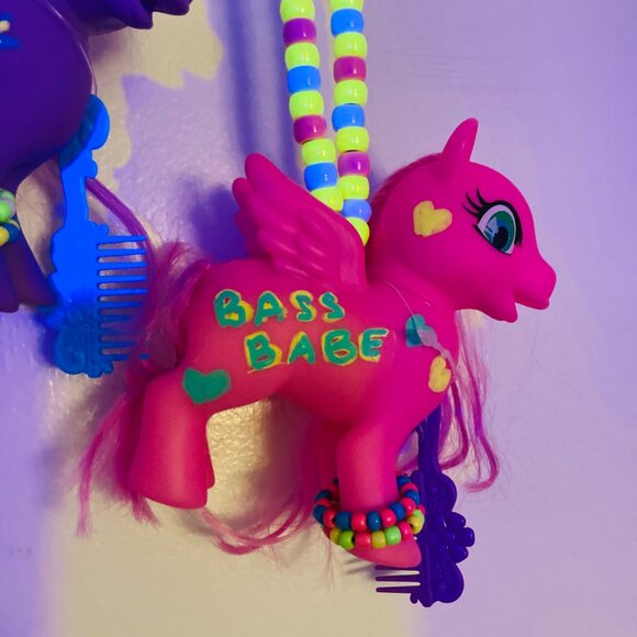 🌀 Base Babe Rave Kandi Pony Necklace - Picture 2 of 6